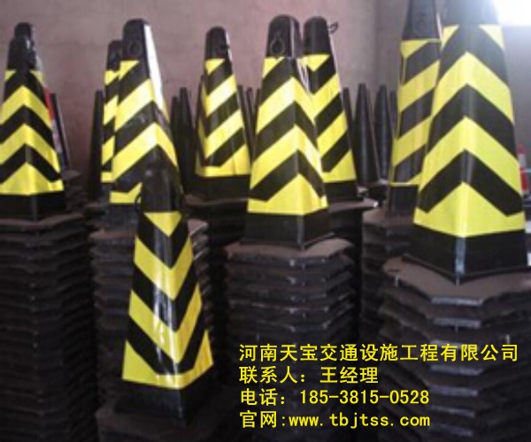  咸豐反光路錐廠家|交通路錐批發|反光路錐